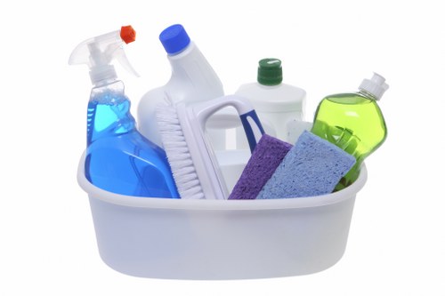 Commercial deep cleaning service in N7 for an office or retail space