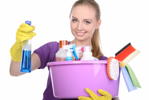 Commercial clearance and office item removal in N7