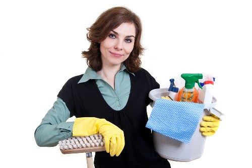 Deep cleaning stained carpets in a North London flat